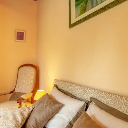 Casa vacanze Chennegy, 4 Pièces, 7 Personnes - Fr-1-543-209 Chennegy